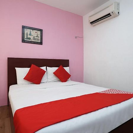 Oyo 162 Fb Hotel Kuala Lumpur Exterior foto